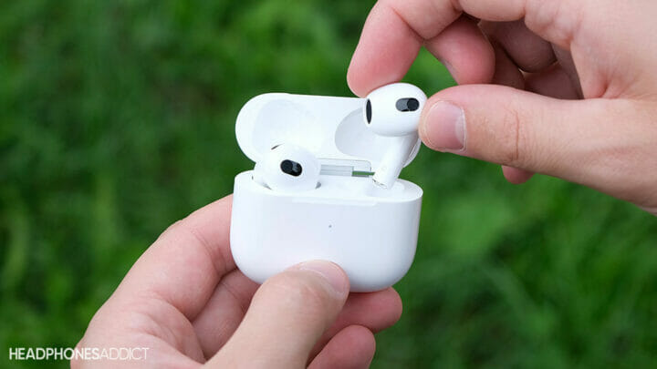 Apple AirPods 3 buds in case