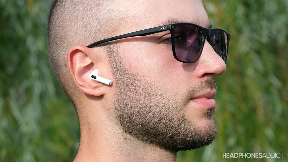 Apple AirPods 3 from the sides