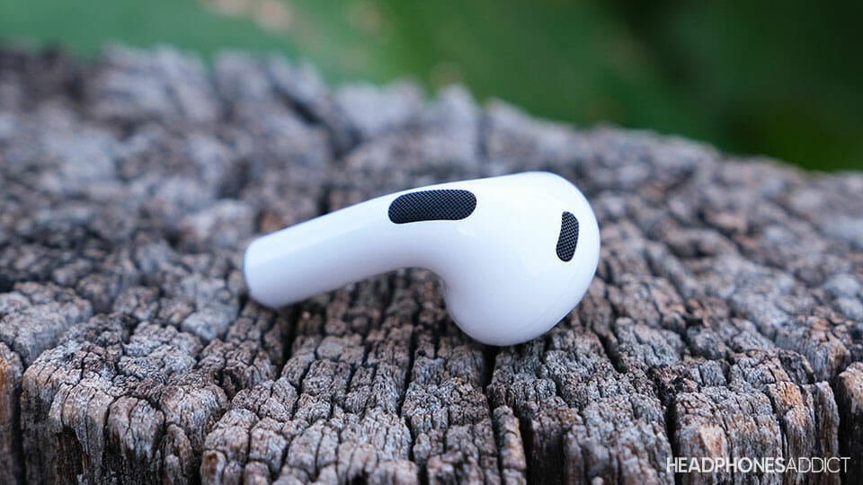 Apple AirPods 3 mic grills