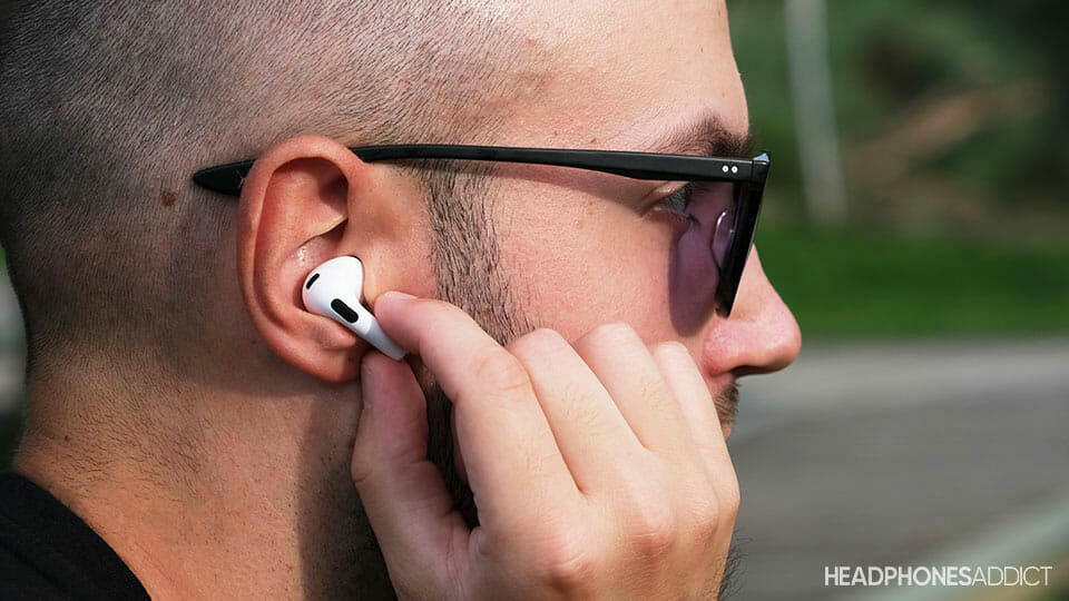 Apple AirPods 3 touch controls