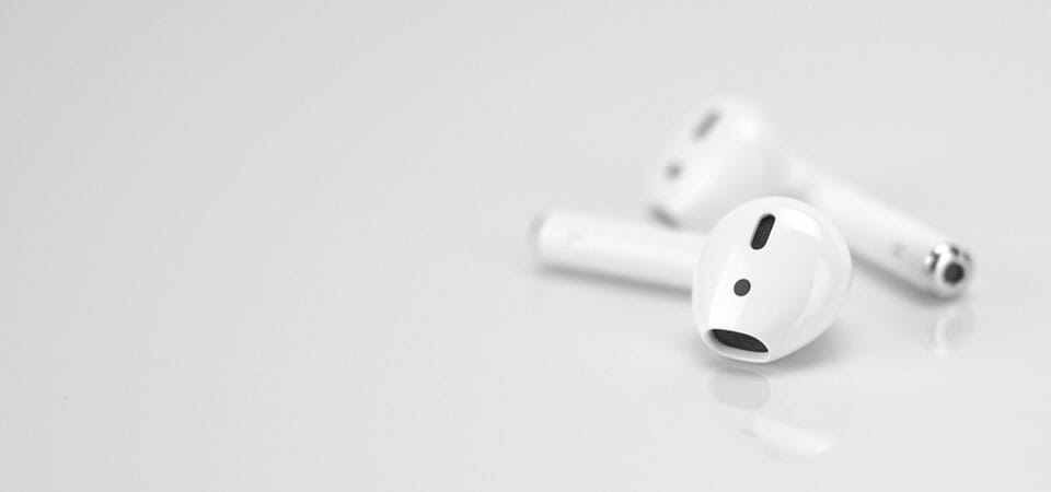 Apple earbuds