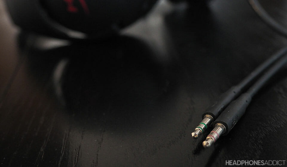 HyperX Cloud Stinger plugs