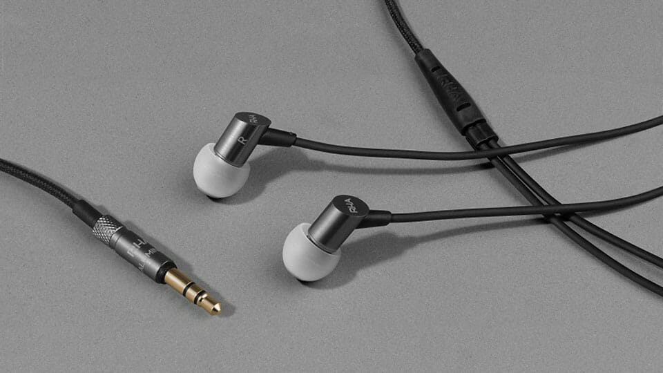 RHA S500 wired earphones