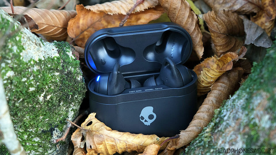 Skullcandy Indy ANC charging case opened