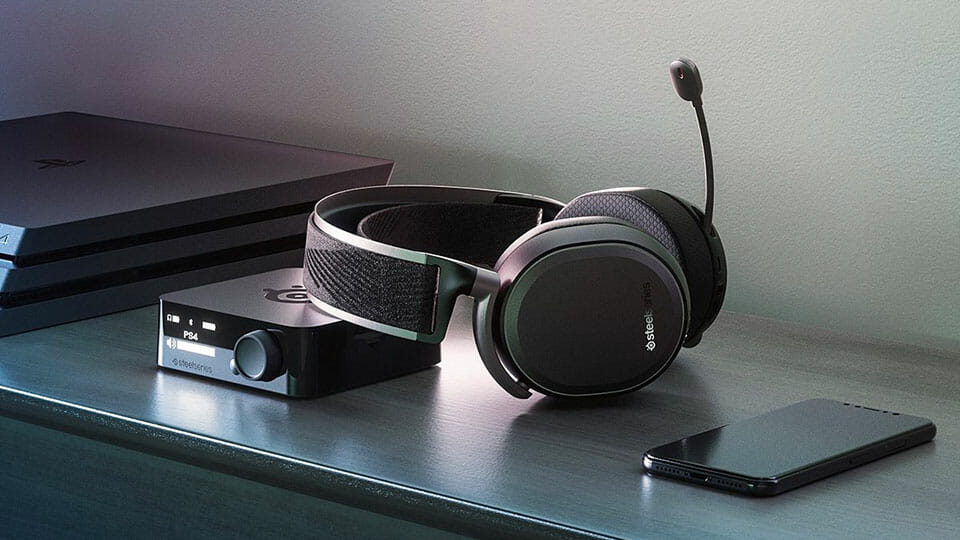 SteelSeries Arctis Pro Wireless gaming headset