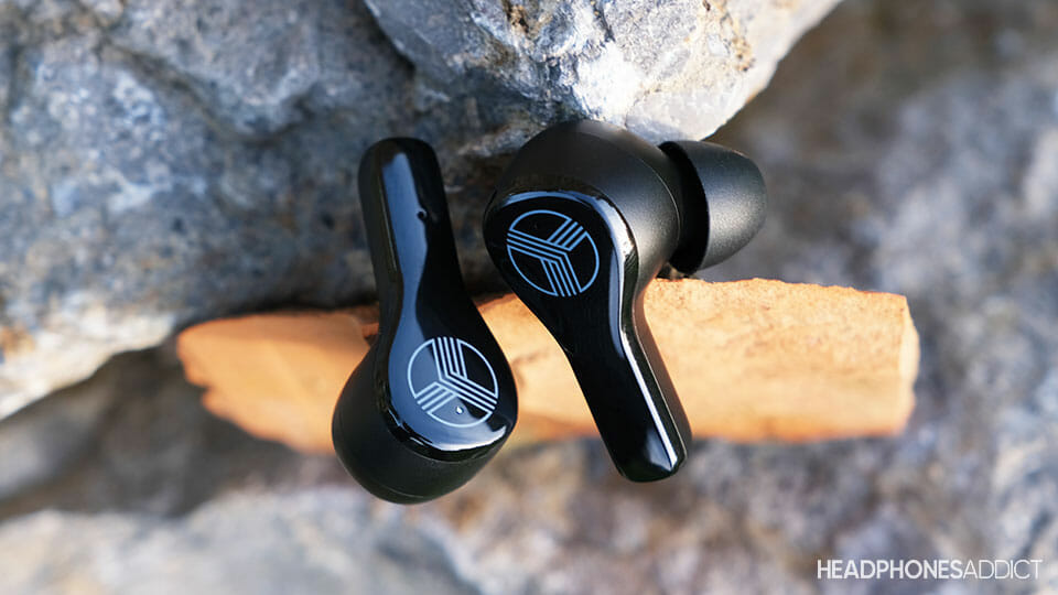 Treblab WX8 earbuds