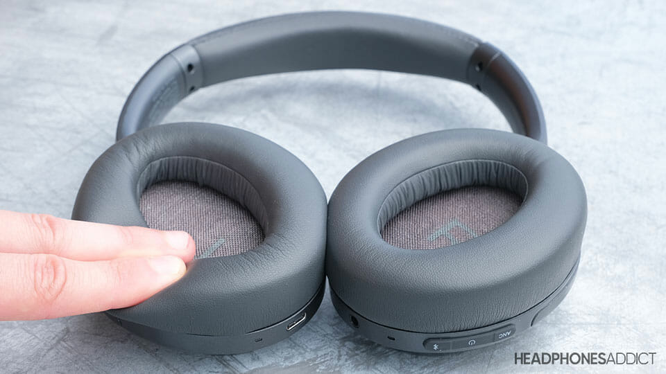 Treblab Z7 Pro squishy earpads