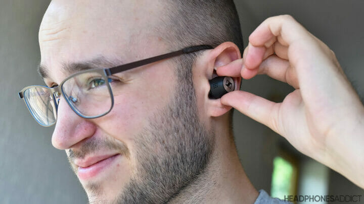 Uncomfortable fit on earbuds